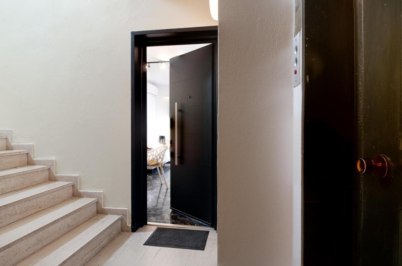 Lux Apt Next To Port & City Center Iraklion Buitenkant foto