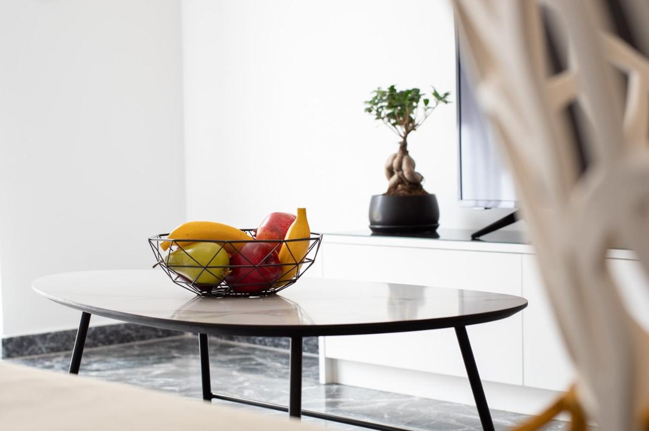 Lux Apt Next To Port & City Center Iraklion Buitenkant foto