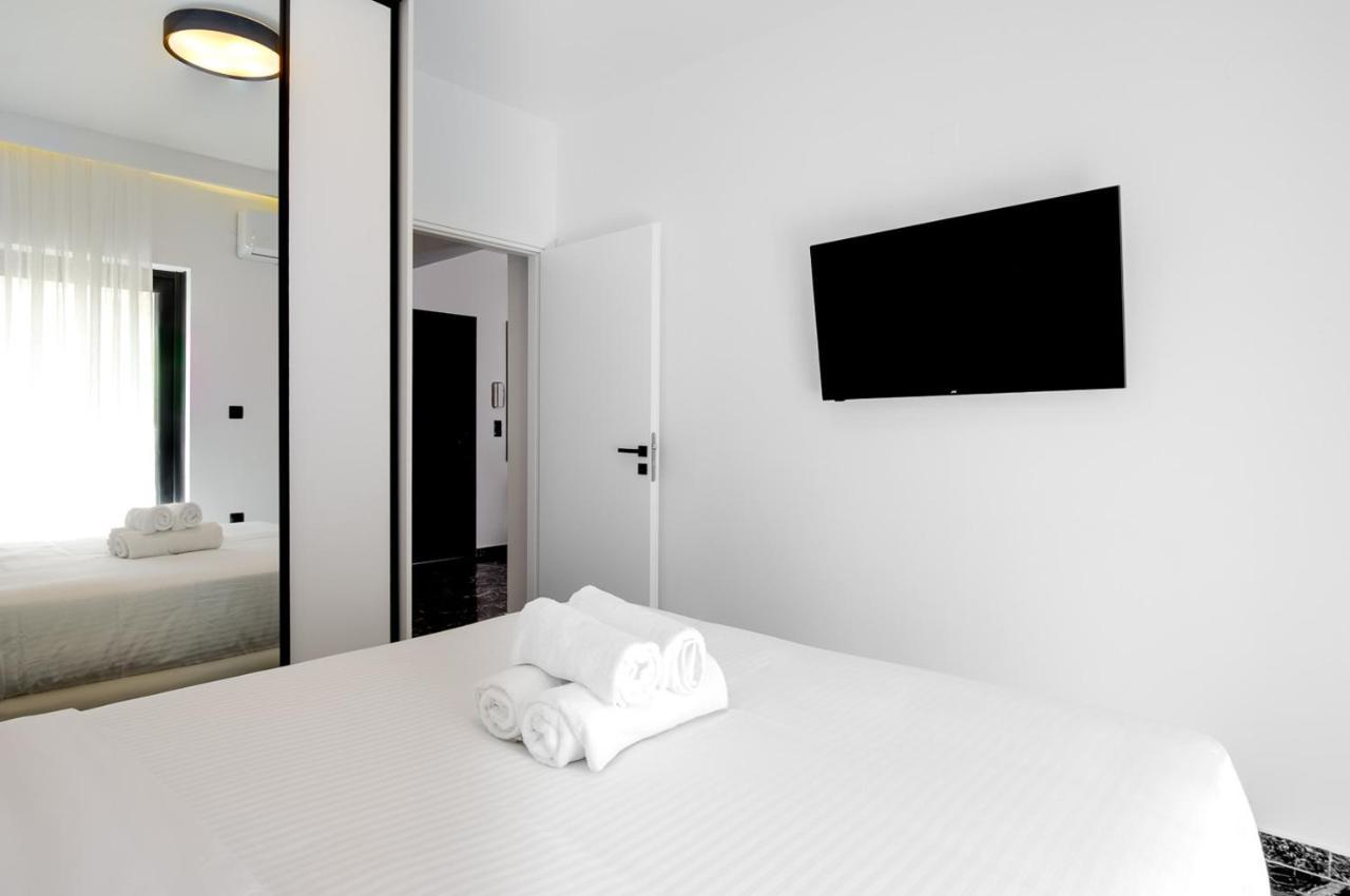 Lux Apt Next To Port & City Center Iraklion Buitenkant foto
