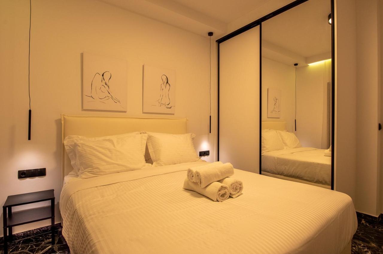 Lux Apt Next To Port & City Center Iraklion Buitenkant foto
